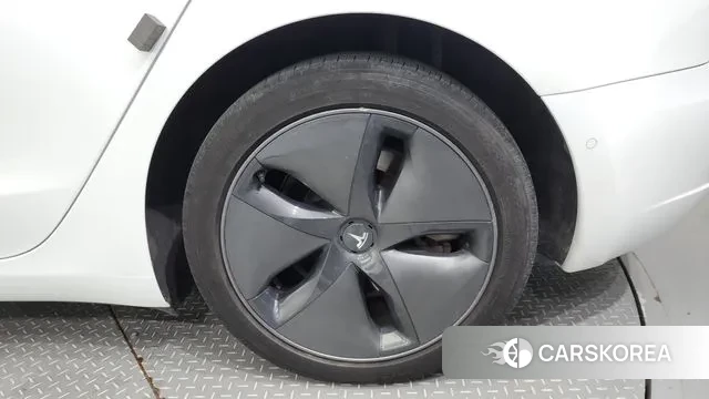 Tesla Model 3 id 3013486 из Кореи 15