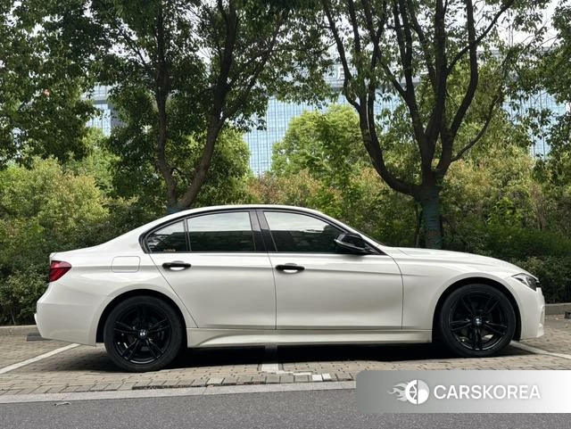 BMW 3 series id 4209951 из Китая 8