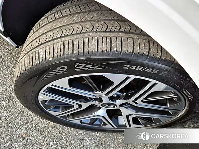 Hyundai Grandeur (GN7) id 3359770 из Кореи 15