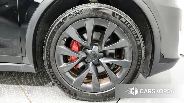 Tesla Model X id 2976103 из Кореи 15