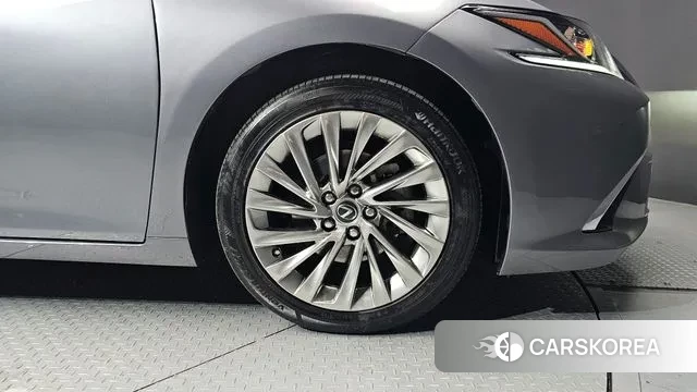 Lexus ES300h 7th generation id 3582576 из Кореи 15