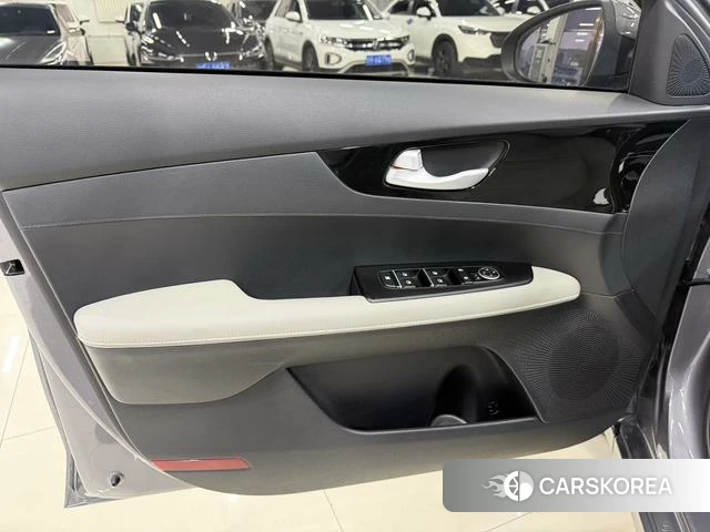 Kia K3 id 4299790 из Китая 20
