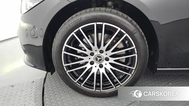 Mercedes-Benz C-Class W205 id 4354982 из Кореи 27