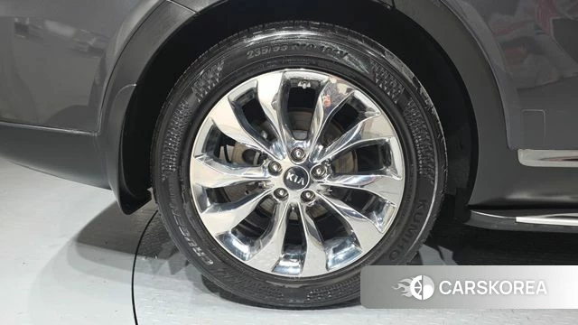 Kia The New Sorento id 4363362 из Кореи 31