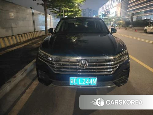Volkswagen Touareg 2020 Синий из Китая, фото 5