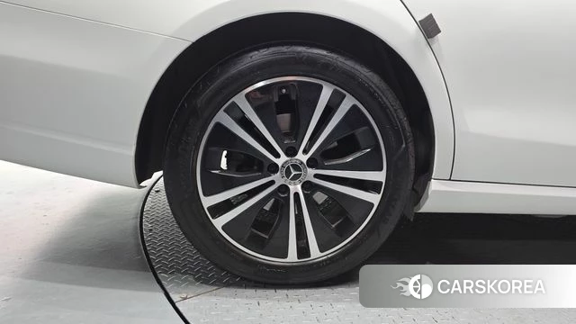 Mercedes-Benz E-Class W213 id 4894399 из Кореи 28