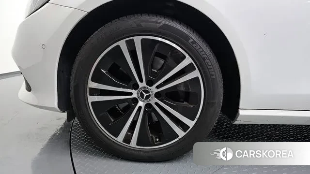 Mercedes-Benz E-Class W213 id 3296836 из Кореи 15