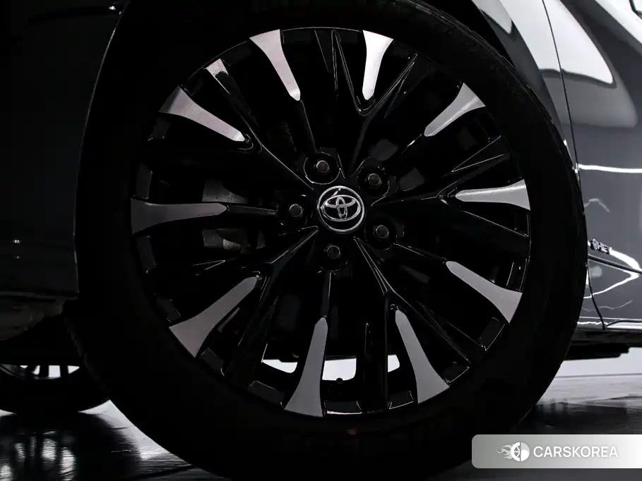 Toyota Elfa id 4685923 из Китая 16