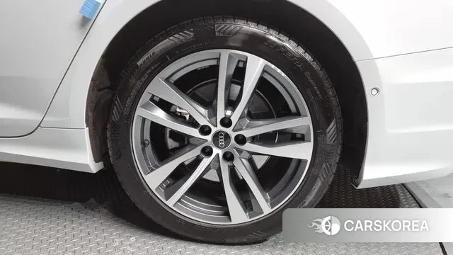 Audi A6 (C8) id 3487857 из Кореи 15