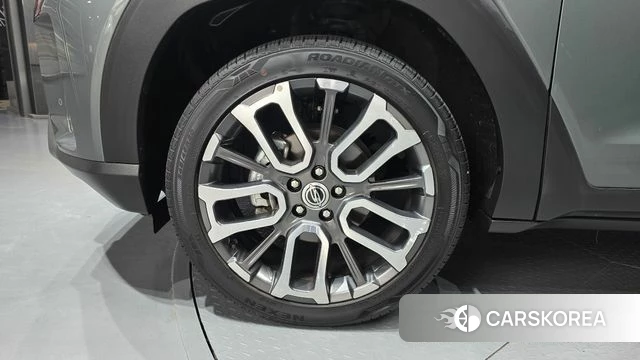 Ssangyong Torres id 4475350 из Кореи 29