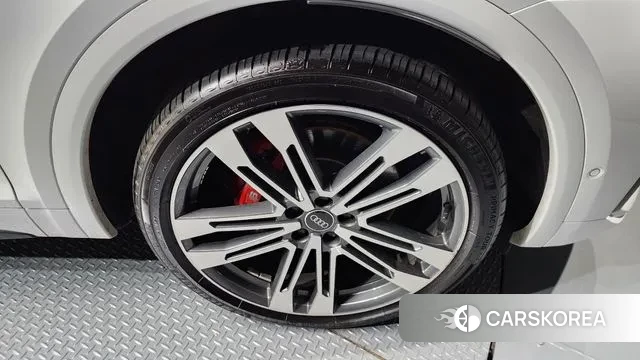 Audi SQ5 (FY) id 3022858 из Кореи 15