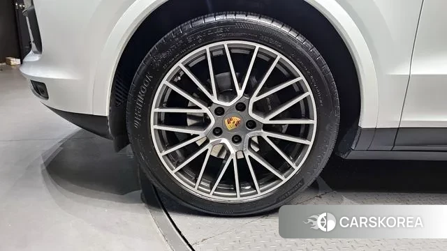 Porsche Cayenne (PO536) id 3444258 из Кореи 15