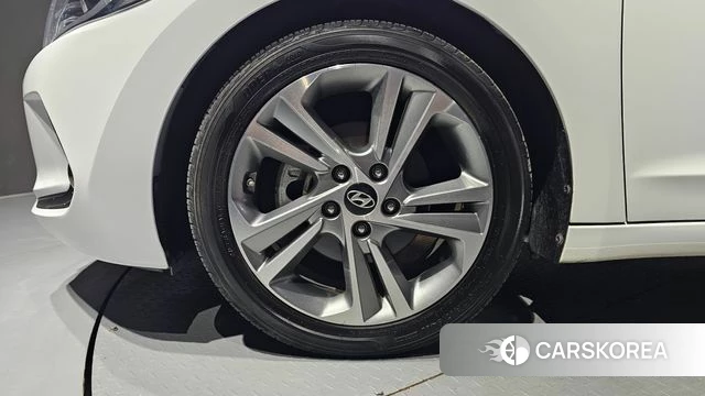 Hyundai Avante AD id 4924128 из Кореи 26