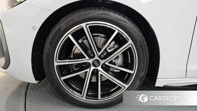 Audi A5 (B10) id 3786052 из Кореи 15