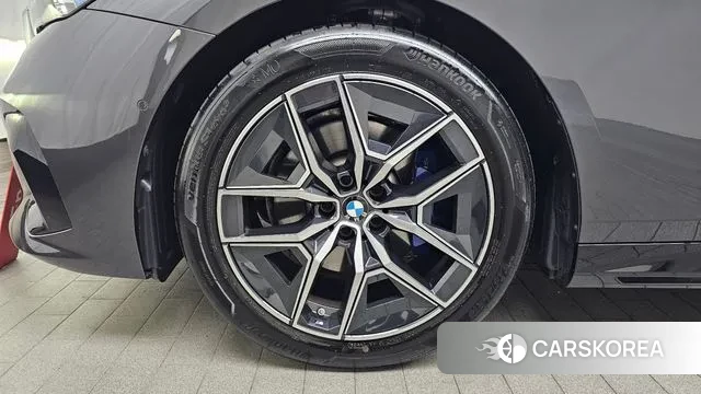 BMW 5 Series (G60) id 2993043 из Кореи 15