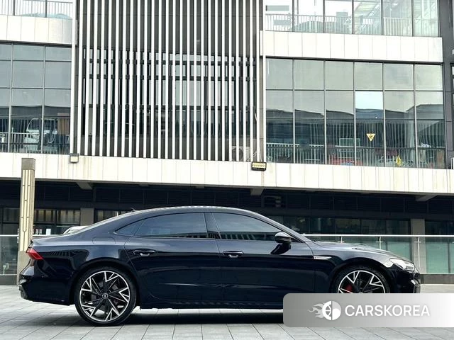 Audi A7L 2024 Черный из Китая, фото 5