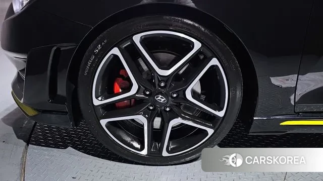 Hyundai Veloster (JS) id 3691359 из Кореи 15