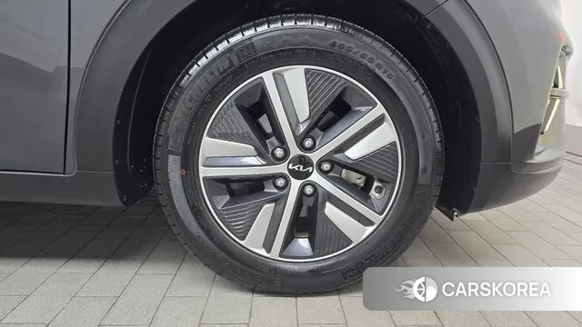 Kia The New Niro id 3290529 из Кореи 15