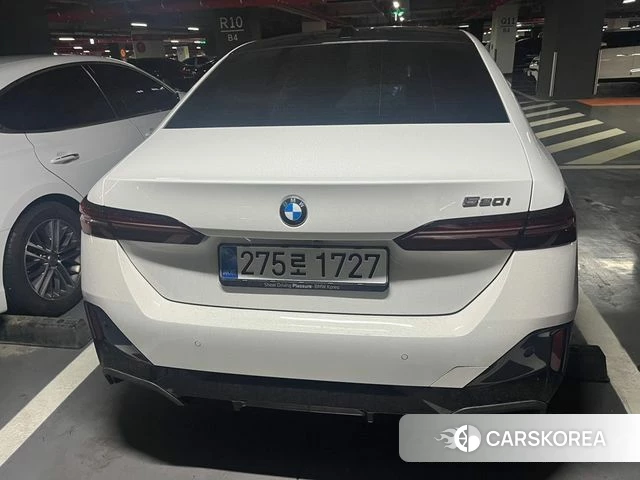 BMW 5 Series (G60) 2025 Белый из Кореи, фото 5