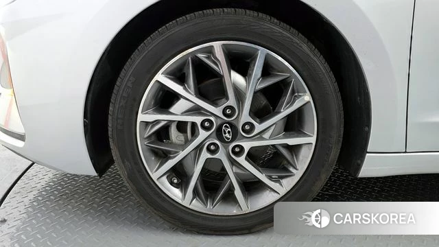 Hyundai The New Avante AD id 4356713 из Кореи 29
