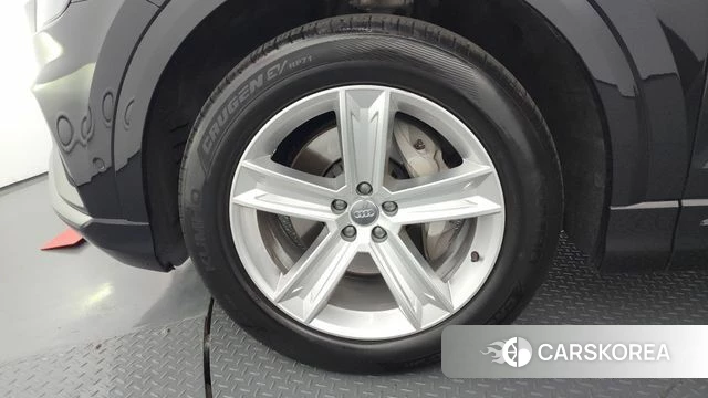 Audi Q8 (4M) id 4434321 из Кореи 30