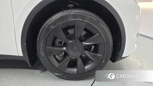 Tesla Model Y id 3585646 из Кореи 15