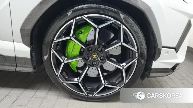 Lamborghini Urus id 3431702 из Кореи 15