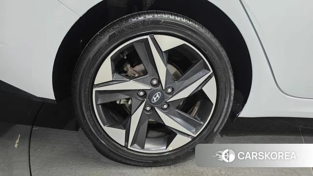 Hyundai Avante Hybrid (CN7) id 4481346 из Кореи 15