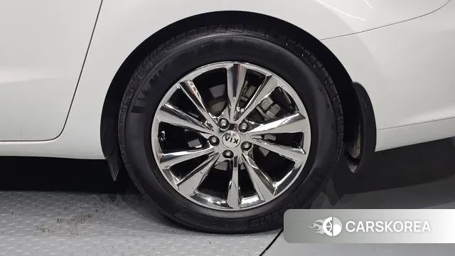 Kia The New Carnival id 3563320 из Кореи 15