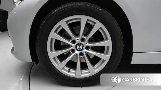 BMW 3 Series (F30) id 3808440 из Кореи 15