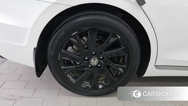 Hyundai The New Grandeur IG Hybrid id 4188016 из Кореи 30