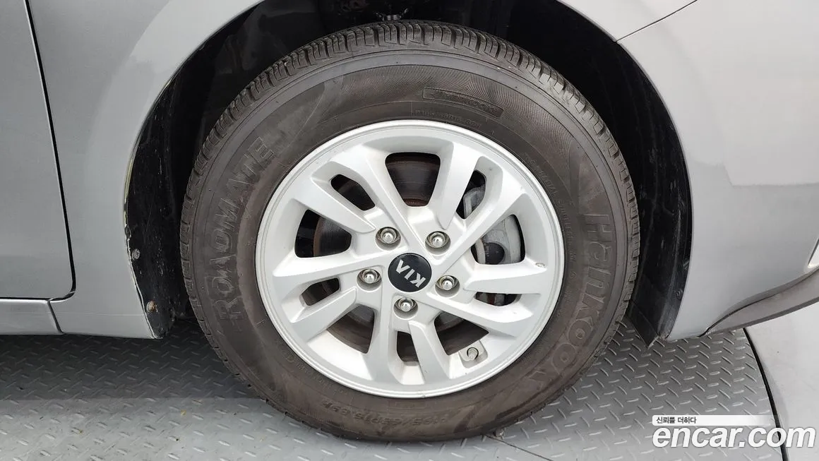 Kia Come New K3 id 1757536 из Кореи 15