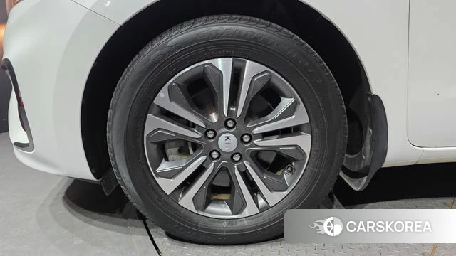 Kia The New Carnival id 3861650 из Кореи 15