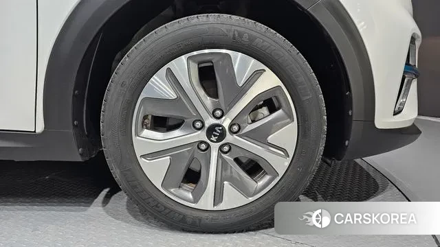 Kia Niro EV id 3777855 из Кореи 15