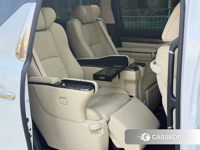 Toyota Elfa id 4328529 из Китая 15