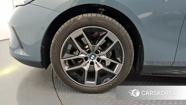 BMW 5 Series (G60) id 4493505 из Кореи 15