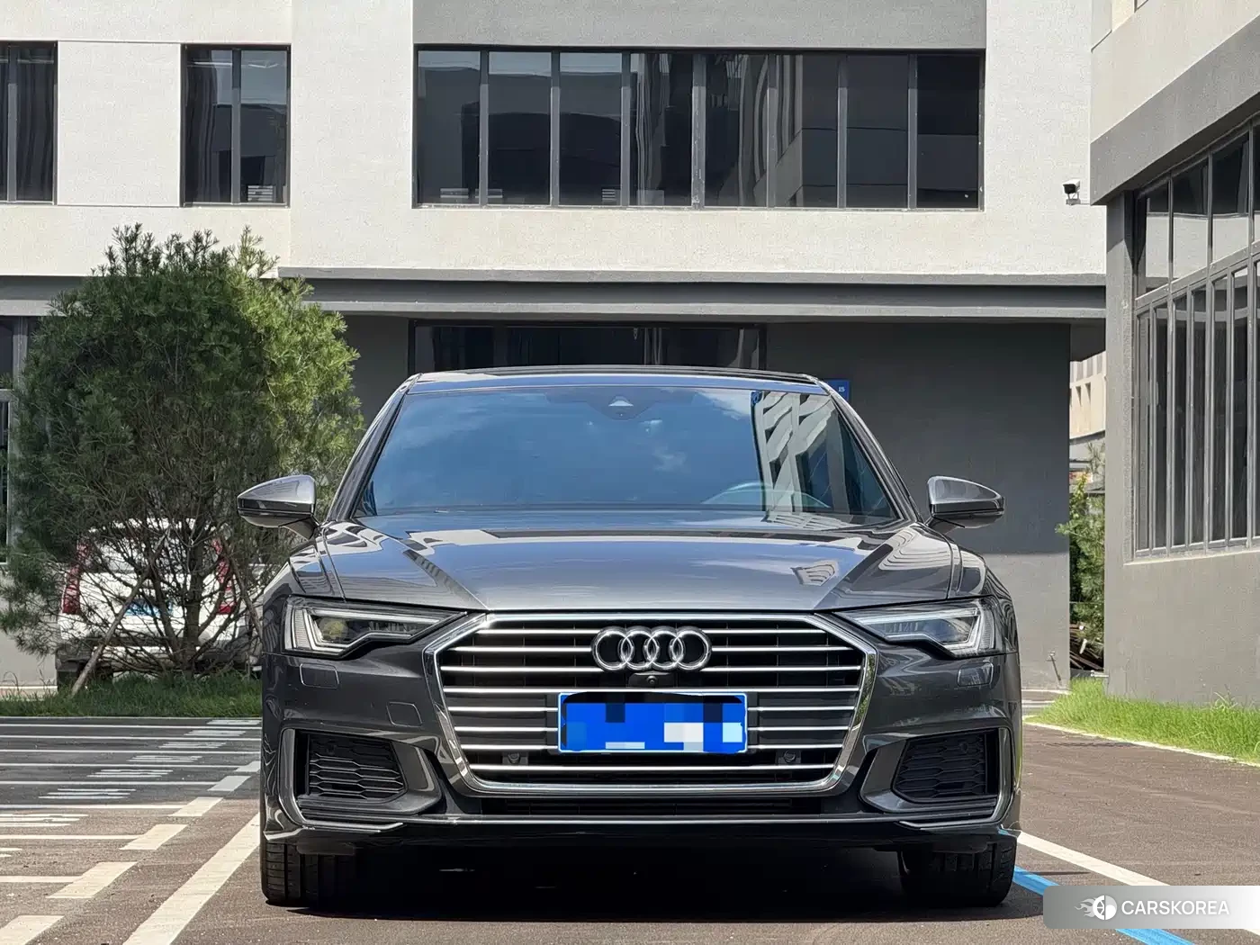 Audi A6L id 4664419 из Китая 15