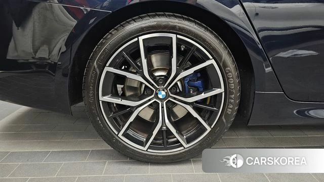 BMW 5 Series (G30) id 4783824 из Кореи 15