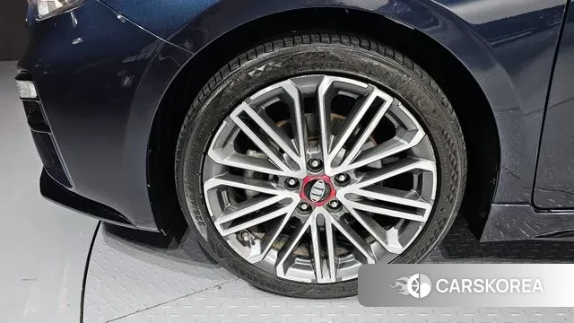 Kia Come New K3 id 3479599 из Кореи 15