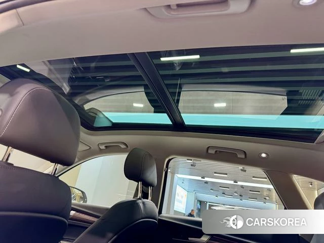 Audi Q5L id 3837333 из Китая 25