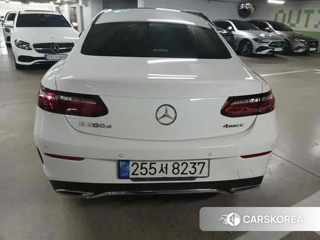Mercedes-Benz E-Class W213 2022 Белый из Кореи, фото 5