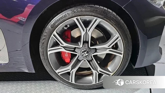 Kia Stinger id 3636465 из Кореи 15