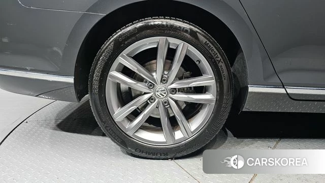 Volkswagen Passat GT (B8) id 4363545 из Кореи 15