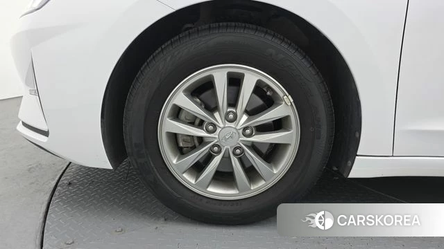 Hyundai The New Avante AD id 4362843 из Кореи 15