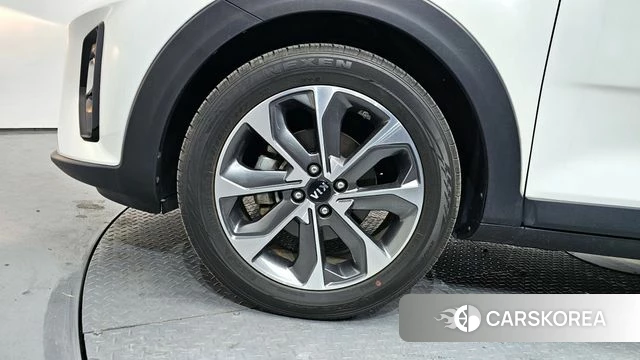 Kia Stonic id 3880012 из Кореи 15