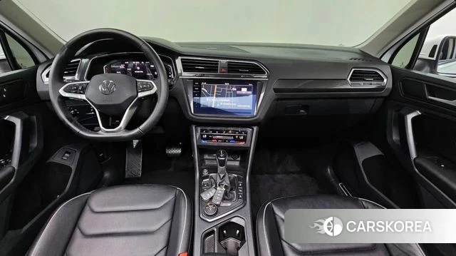 Volkswagen Tiguan second Generation 2022 Белый из Кореи, фото 5