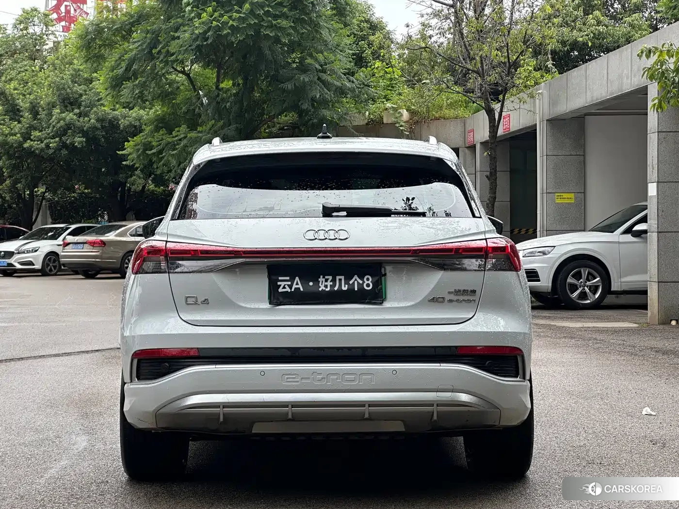 Audi Q4 e-tron 2023 Белый из Китая, фото 5
