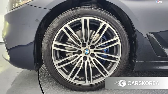 BMW 5 Series (G30) id 3541168 из Кореи 15