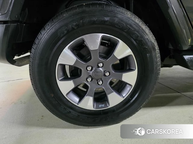 Jeep Wrangler (JL) id 3904765 из Кореи 10