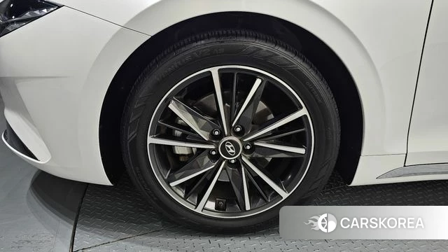 Hyundai The New Grandeur IG id 4429111 из Кореи 25